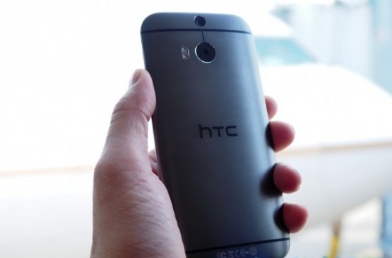 htc one m8 b 550x363 - HTC One M8 phiên bản chạy Windows Phone