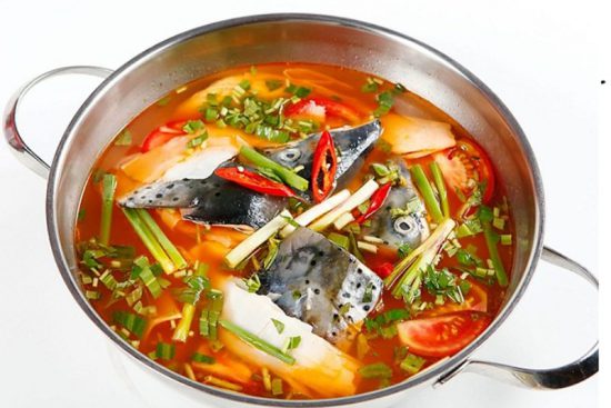 Lau ca hoi 7 550x367 - Top 15 cách nấu lẩu cá thơm ngon, đậm đà, hít hà ngày mưa