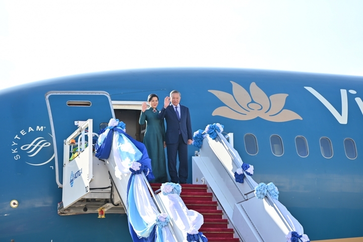Tổng Bí thư, Chủ tịch nước Tô Lâm tới Bangkok, thăm chính thức Thái Lan tin tuc the gioi 24h quan su 1 - Tổng Bí thư, Chủ tịch nước Tô Lâm tới Bangkok, thăm chính thức Thái Lan
