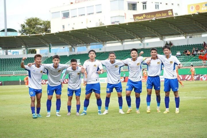 u17 hue 10433214 - Xác định 2 đội bóng vào chung kết giải U17 Quốc gia 2026